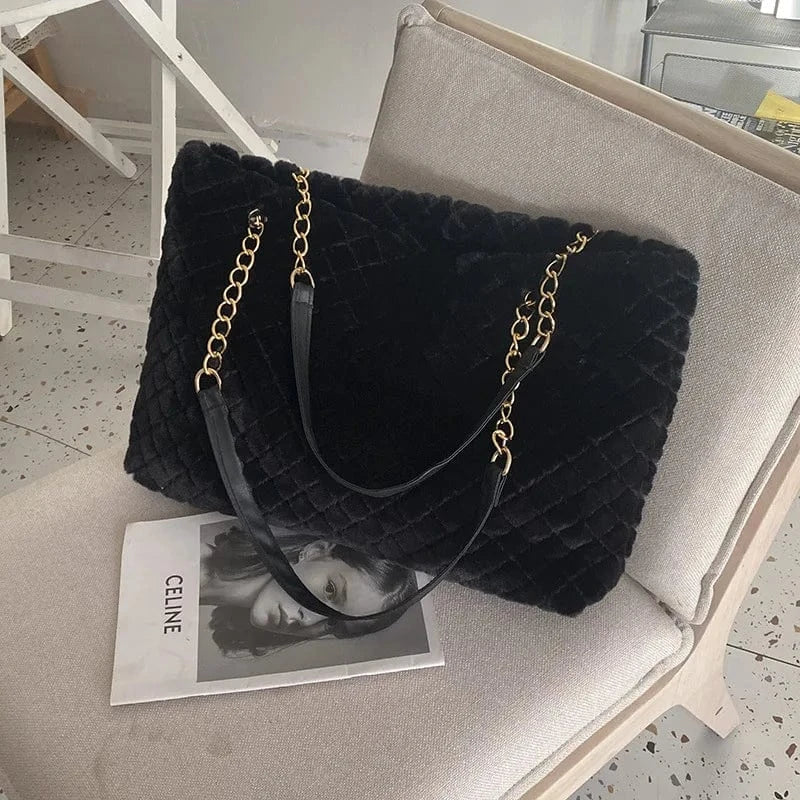 1 Factory Wholesale Large Plush Hand Bags Young Females Plush Tote Purses Girls Designer Faux Fur Handbags For Woman