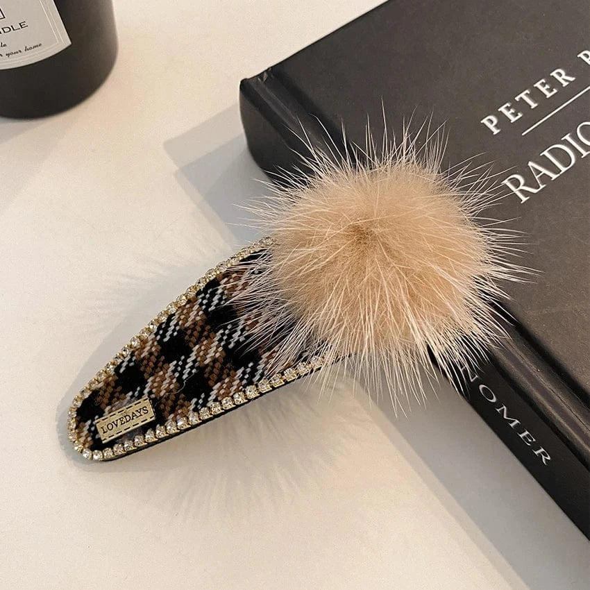 1 Korean Rhinestone Barrette Lattice Pattern Bobby Hairpin Good Price Soft Fluffy Faux Rabbit Fur Hair Clips for Woman Girls