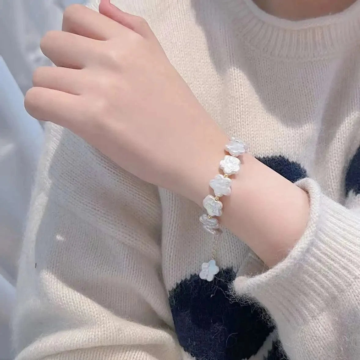 10.5-11mm & Freshwater Pearl / 16cm / As pictures Innovative 12mm Plum Blossom Baroque Freshwater Pearl Bracelet