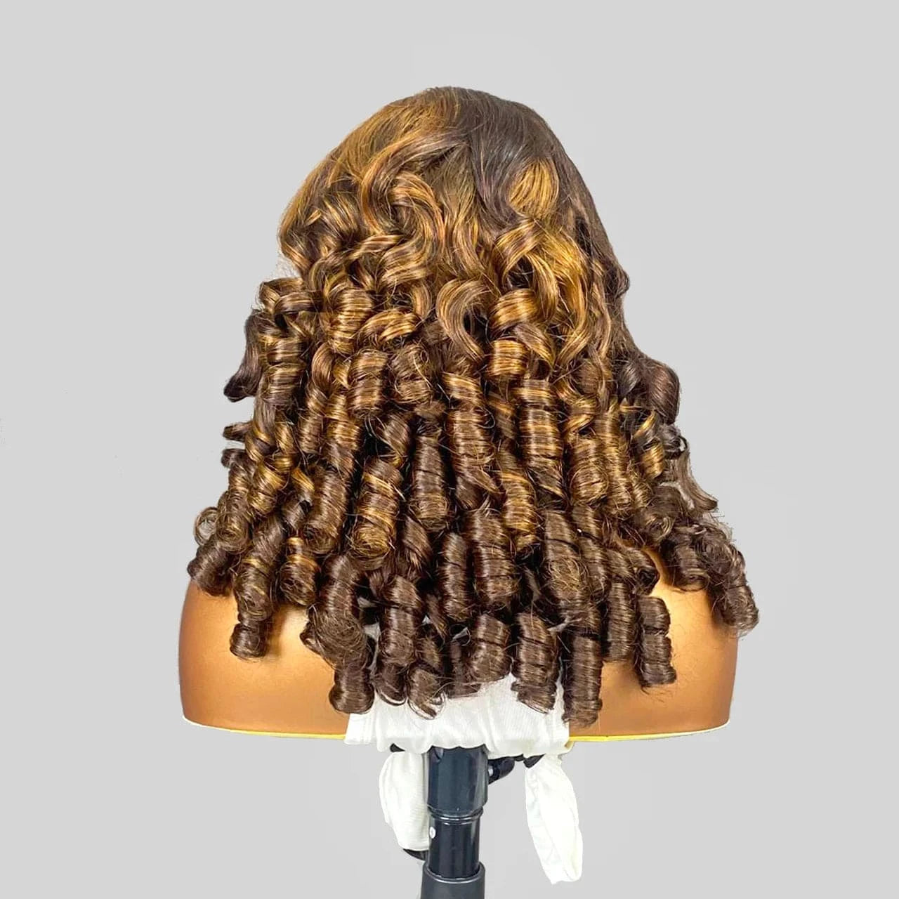 13x4 Loose Body Wavve Lace Frontal Wigs Human Hair Pre Plucked With Baby Hair Bouncy Curly Wigs For Women