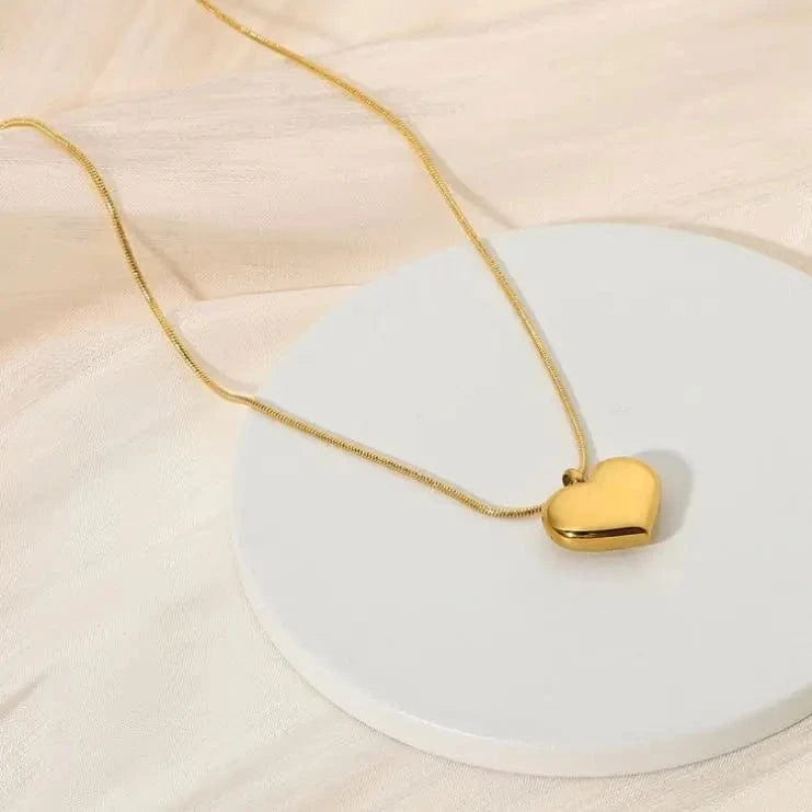 16inches / N2522 N2522 Wholesale Flat Snake Chain Stainless Steel Jewelry Gold Plated Chokers Love Pendant Necklaces For Women