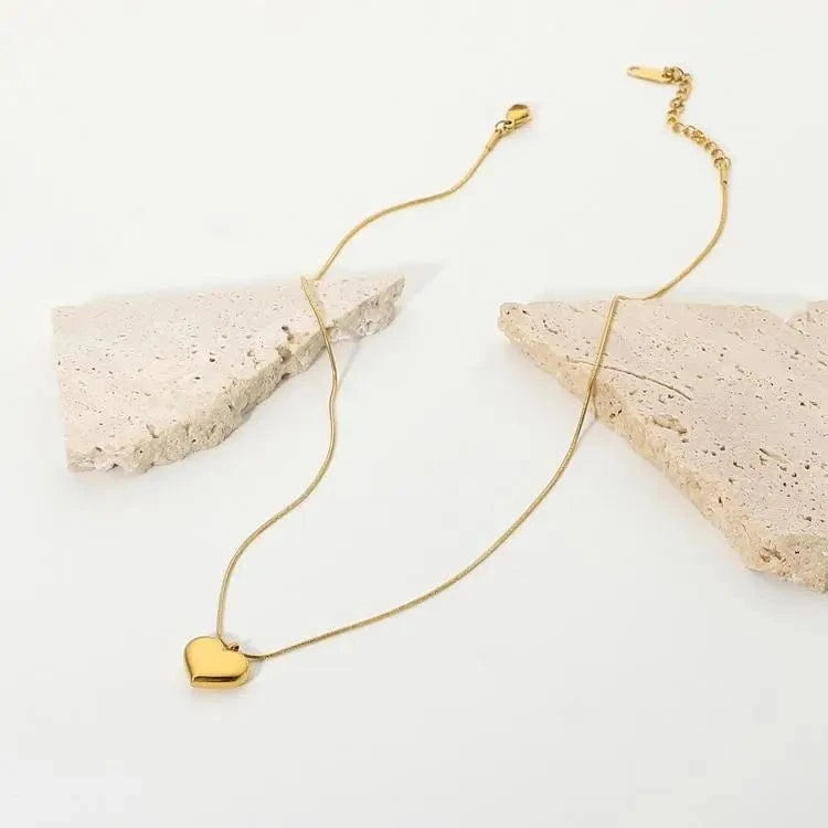 16inches / N2522 N2522 Wholesale Flat Snake Chain Stainless Steel Jewelry Gold Plated Chokers Love Pendant Necklaces For Women