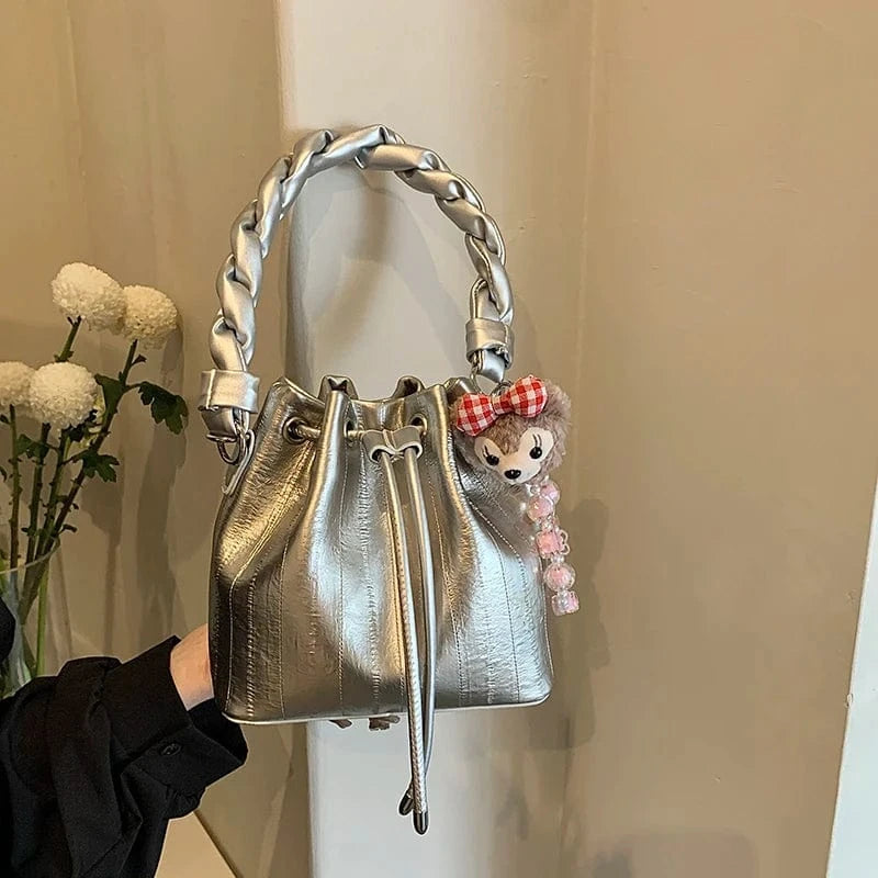 18cm*10cm*19cm / silver New Fashion Handbags 2024 Light Lady Bucket Bags Lady Design Purses For Women