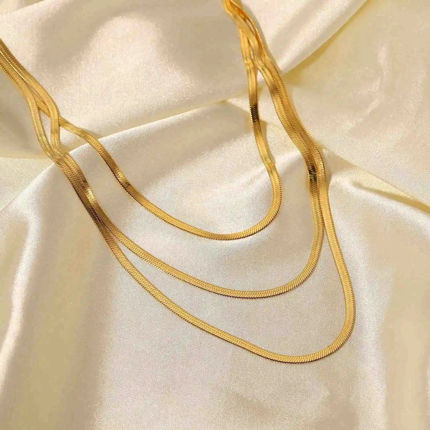 18inches / N2389 N2389 18K Gold Plated 3mm Snake Chain Layer Necklace Stainless Steel Triple Layer Snake Chain Necklace