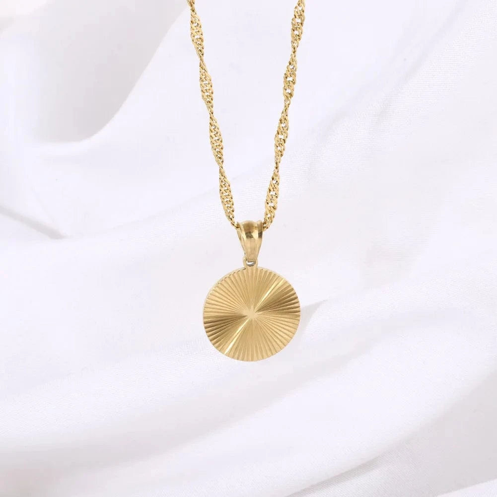 18k Gold Plated Necklace Round Gear Pendant Necklace Heart Necklaces Stainless Steel Gold Wholesale Jewelry