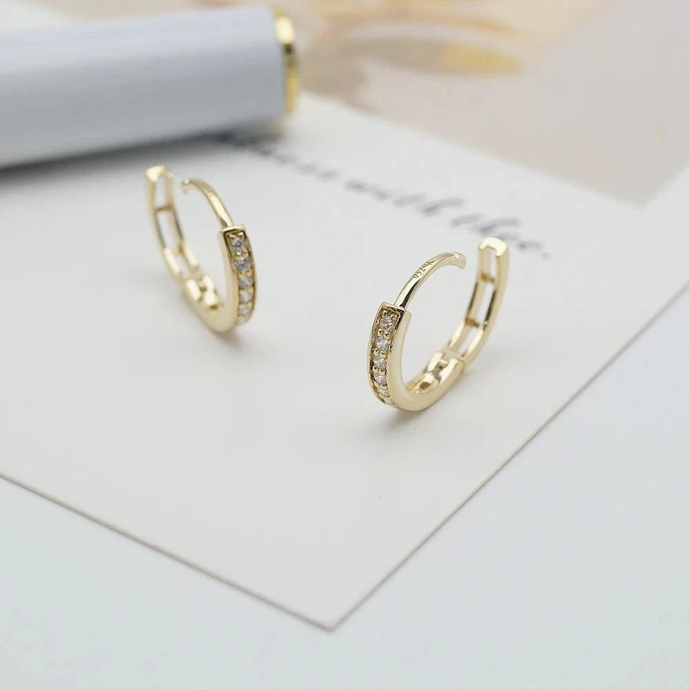 18K Yellow Gold with CZ Stone Hot Selling Vintage Minimalist Real Gold Jewelry Wholesale 18K Earrings with CZ Stones Huggies Disposable