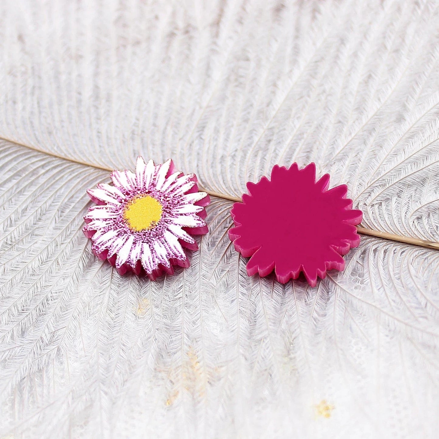 18mm-20mm / 12 (Set of 10) PRS045AC1853 Cute Daisy Findings Laser Cut Acrylic Jewelry Making Handmade DIY accessories