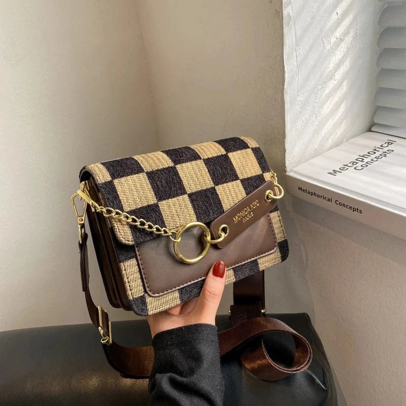 19cm*8.5cm*15cm / brown Wholesale New Fashion Trendy Handbags 2024 light feminine charm Wide Shoulder Strip Bags lady design purses for women