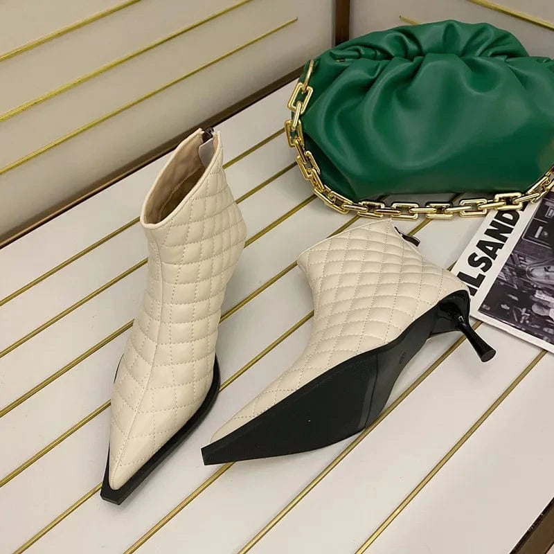 2022 latest Korean fashion pointed short boots pea crocodile leather PU high heel boots