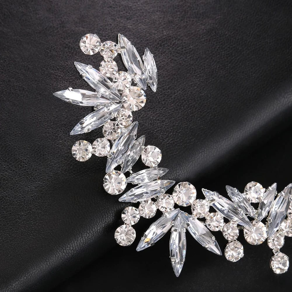 2022 New Fashion Geometry Crystal Ear Clip for Women Luxury No Piercing Rhinestone Ear Cuff Earrings Jewelry Wholesale