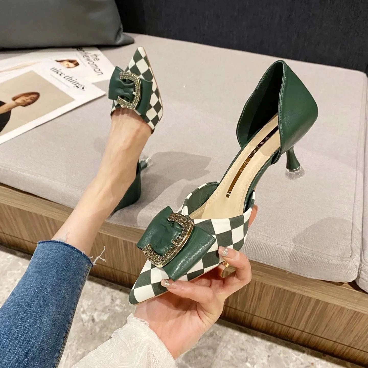 2022 New Female Wrap-toe Bowknot Buckle Stiletto Pumps Niche Design Sweet Ladies High Heel Sandals