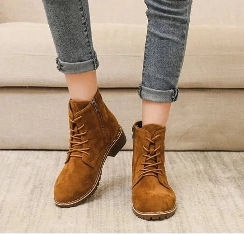 2022 new Martin boots women's large size round head platform lace-up women's short boots