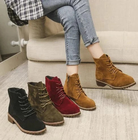 2022 new Martin boots women's large size round head platform lace-up women's short boots