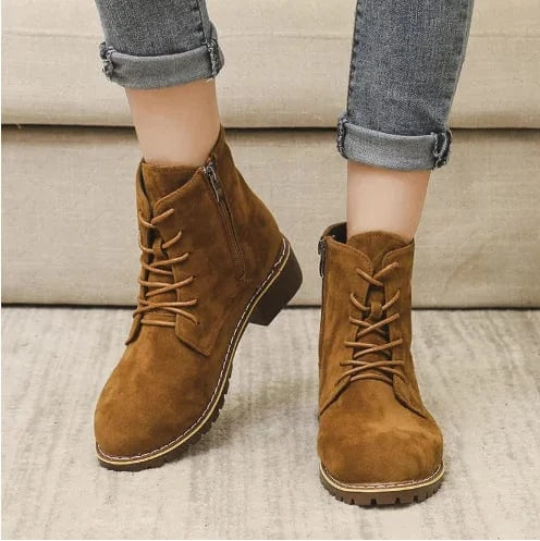 2022 new Martin boots women's large size round head platform lace-up women's short boots