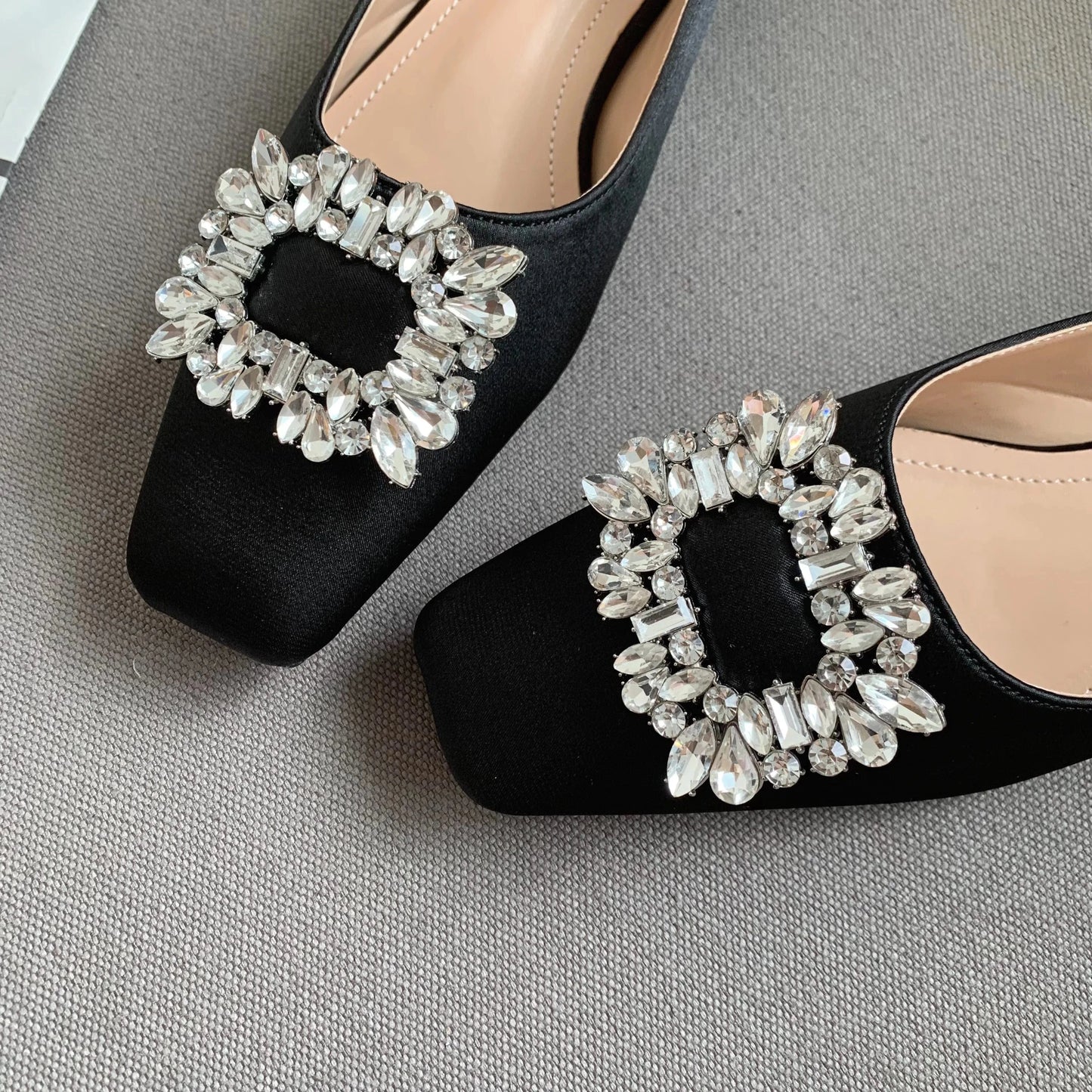 2023 new bottom heel square head rhinestone retro Mary Jane shallow mouth women's shoes