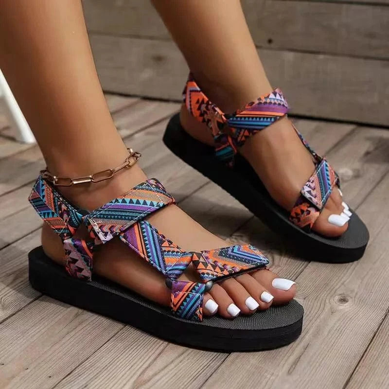 2023 Women Fashion Summer Trend Shoes Hot Sale Classical Sandal PU Rubber Gua Fashionable Light Shoes Summer Slippers for Women