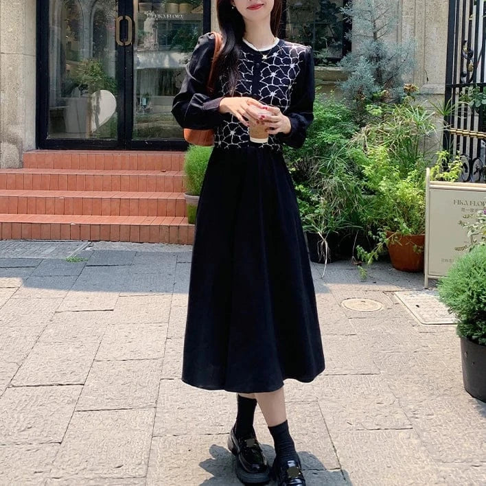 2024 Autumn new arrival women floral v-neck elevated belted waist knitted dress