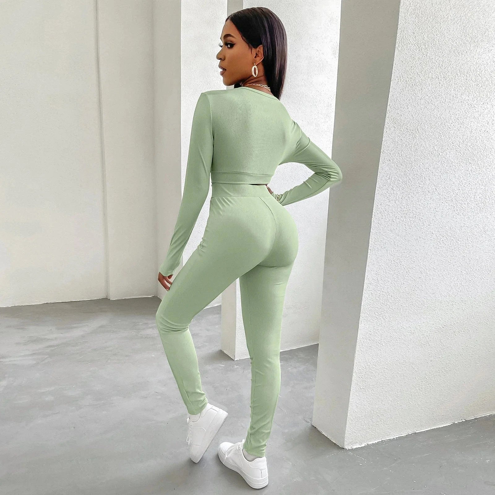2024 autumn winter New casual tight sports suit for women two pcs gym running outside wear suits