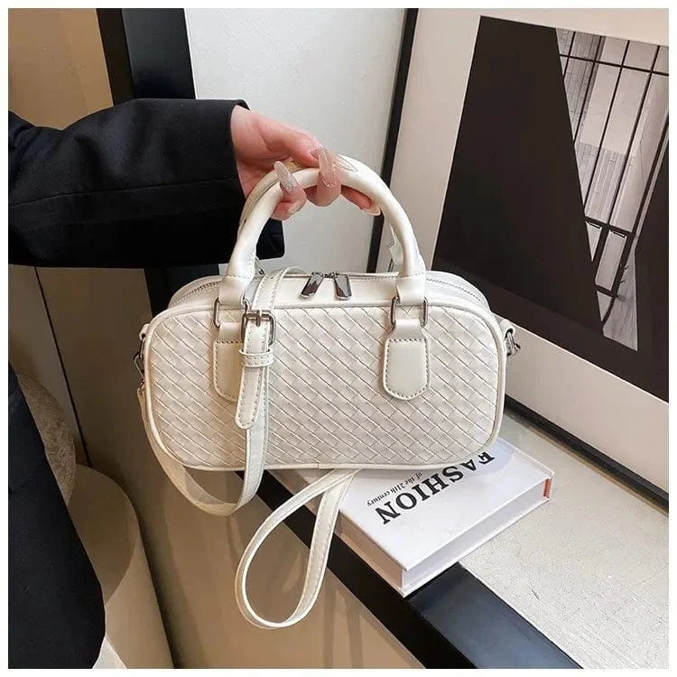 2024 Boston Handheld Women's Bag Retro Luxury One Shoulder Crossbody Bag Fashionable and Versatile Woven High Beauty Pillow Bag