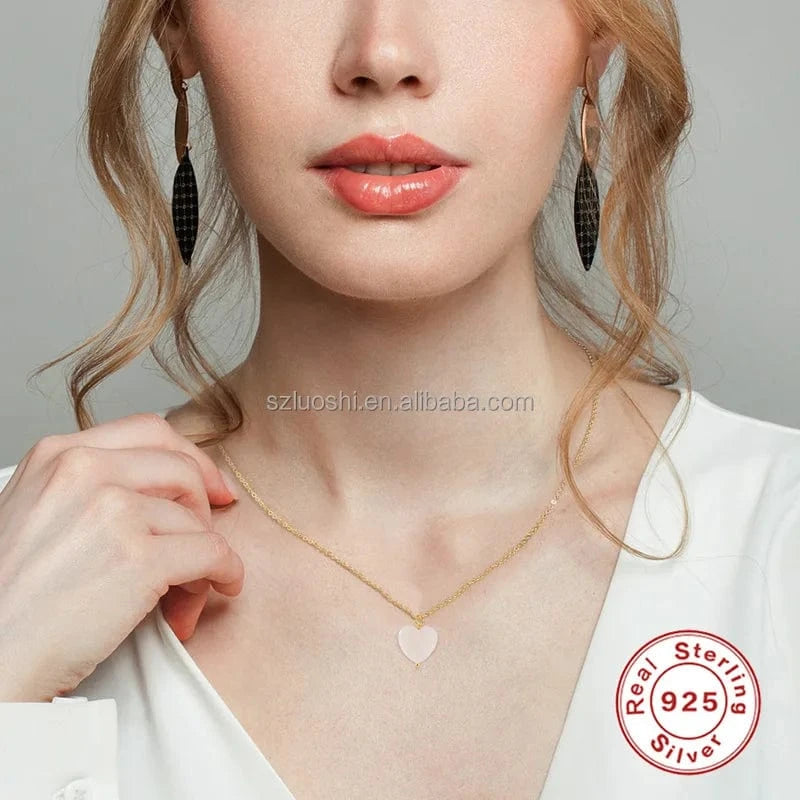 2024 Hot Sale S925 Sterling Silver Charm Geometric Love Heart Round Shape White Shell Pendant Clavicle Necklace For Women