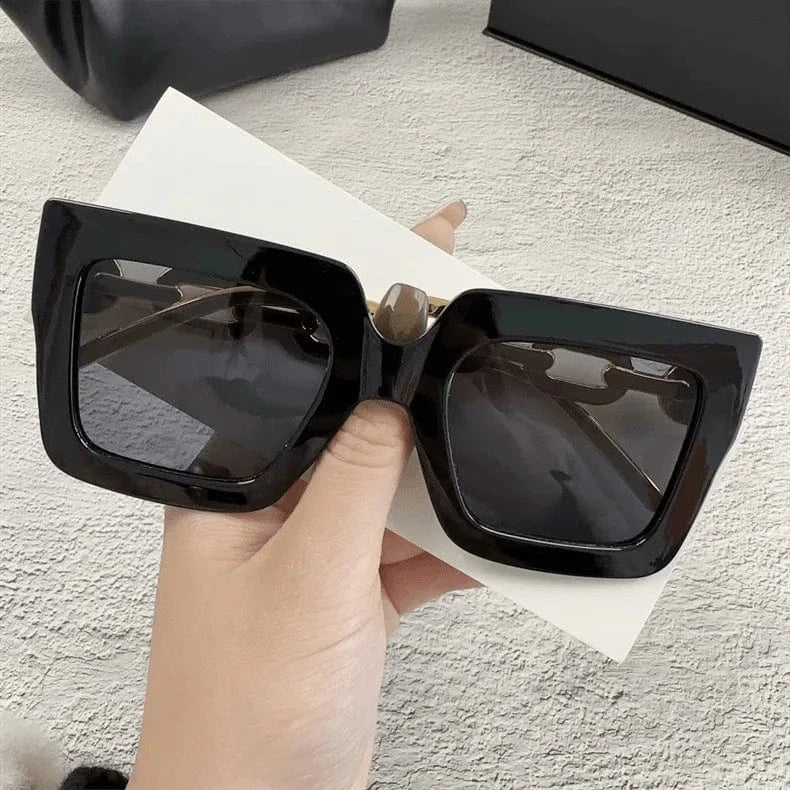 2024 New arrival fashion custom logo classics leopard print high quality retro chain frame square sunglasses for women