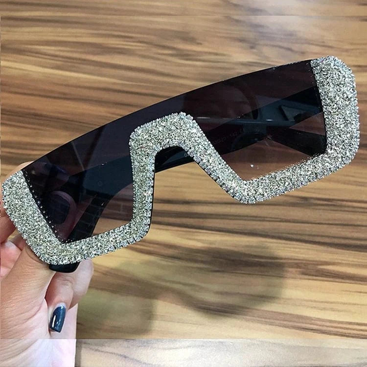 2024 New Arrivals Bling Studded High Quality Glitter Luxury Designer Sun Glasses Shades Rhinestone Square Sunglasses For Woman