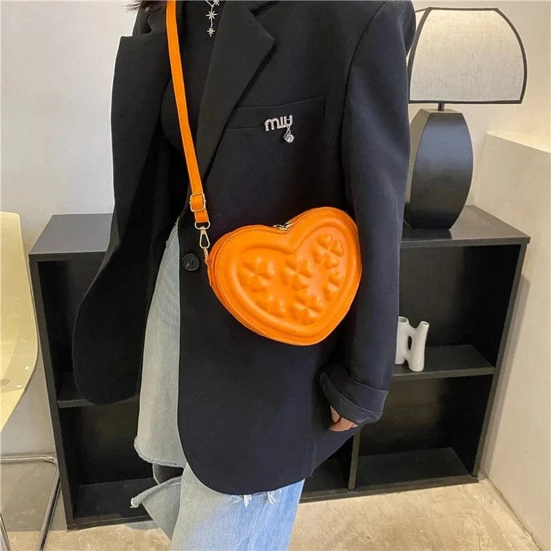 2024 New Arrivals Dropshipping Summer Spring Heart Shape SmallShoulder Women's Crossbody Bags Handbags Purses and Handbags