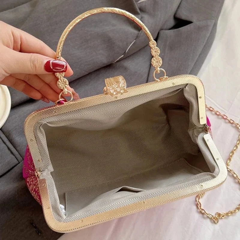 2024 New Luxury Women Evening Clutch Designer Lock Shell Clip Handmade Chain Shoulder Bags Crossbody Bags Tassel Fabric Handbags