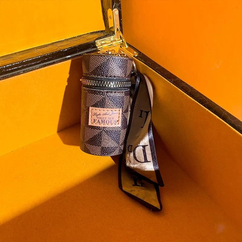 2024 New Style Luxury Hand-stitched Leather Mini Wallet Bag Car Key chain Gift Designer Coin Purse Bag Pendant Keychains