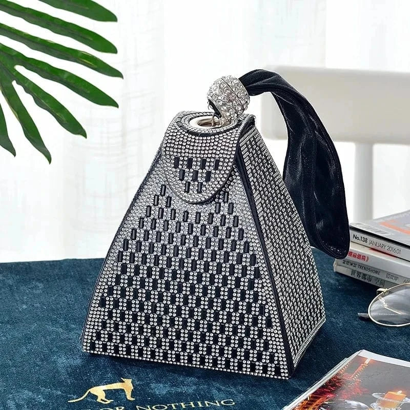 2024 Party Clutch Bags for Women Luxury Ladies Evening Bag Fashion Triangle Wedding Bridal Bag Luxury Designer Handbags Clutches
