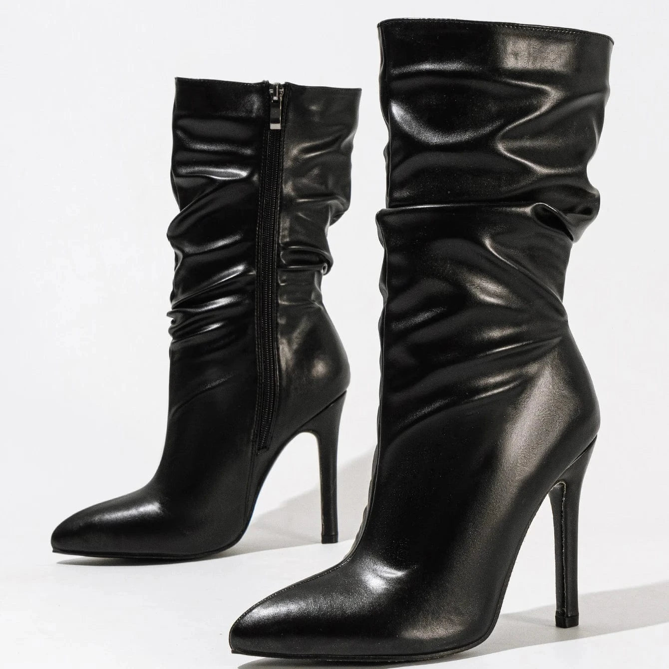 2024 ready stock pointed stiletto short boots Women's European and American catwalk high heel side zipper character bare feet 42