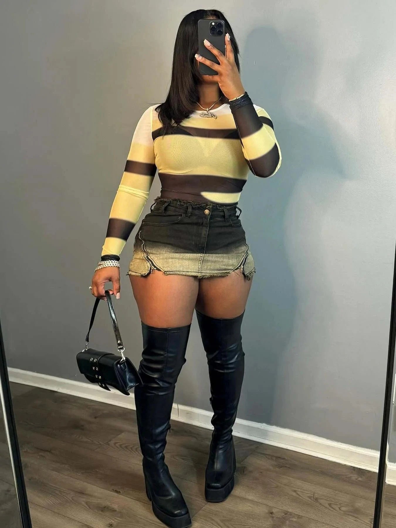 2024 Sexy Retro Gradient Denim Mini Skirt Stretch Fabric Distressed Look Chic Summer Versatile Fashion