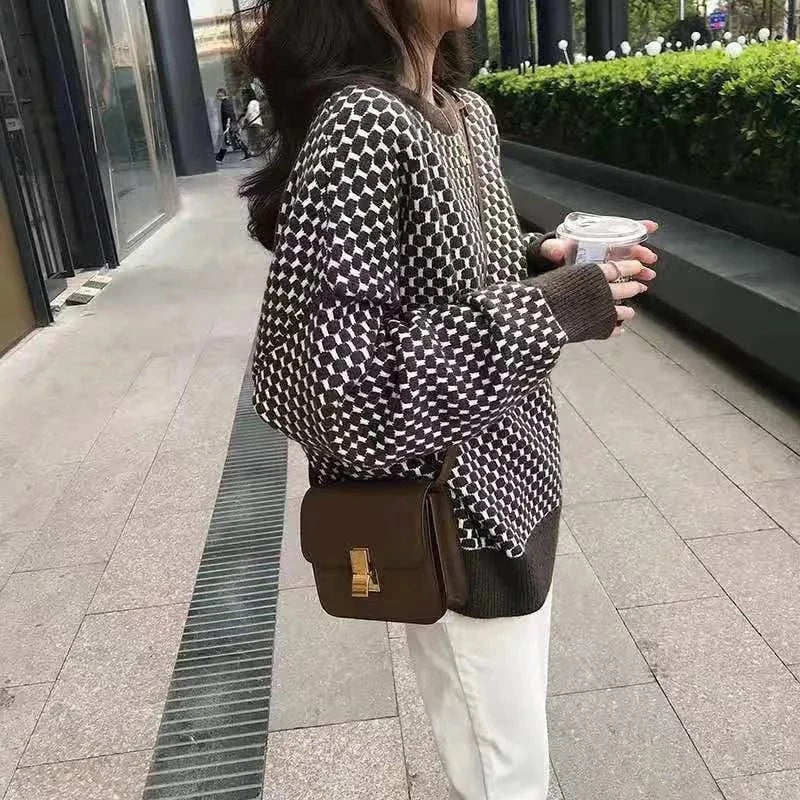 2024 Spring fashion women's new arrival crew-neck high-quality plaid jacquard long-sleeved solid color pullover sweater