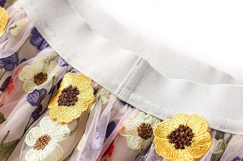 2024 Summer Fine Workmanship Embroidery Floral Lady A-line Pink Gauze High Waist Women Fashion Midi Skirt