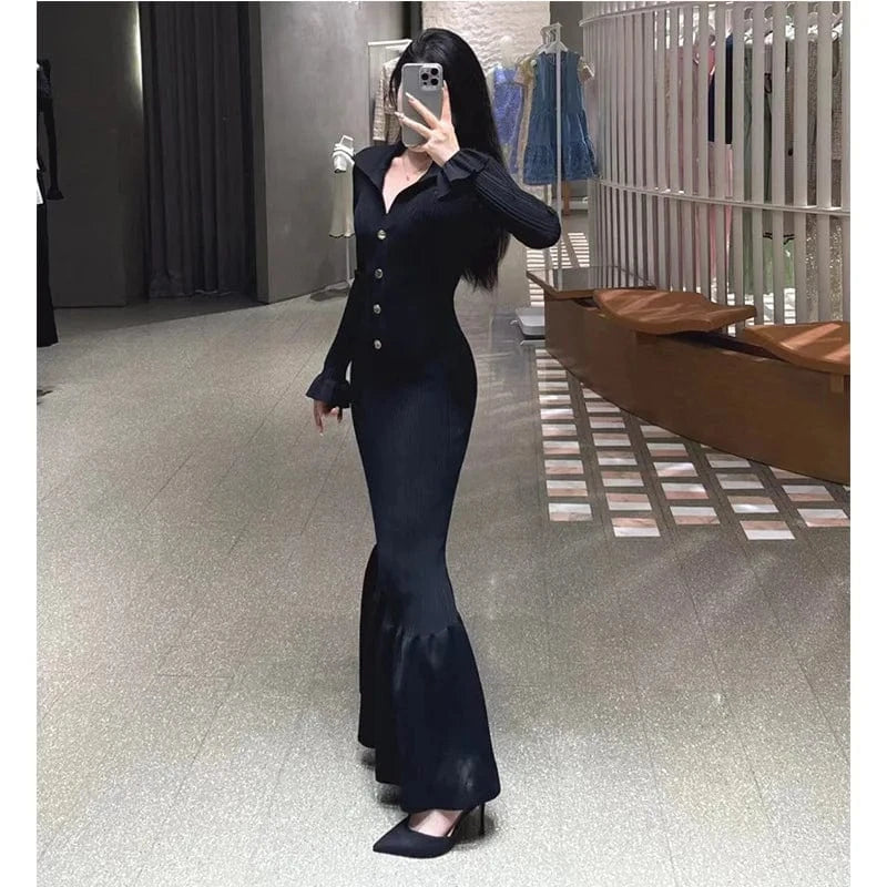 2024 Winter new French elegant party dresses fashion V-neck metal buttons black slim knit fishtail long women's dresses