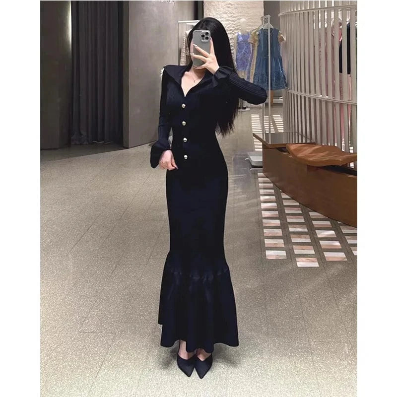 2024 Winter new French elegant party dresses fashion V-neck metal buttons black slim knit fishtail long women's dresses