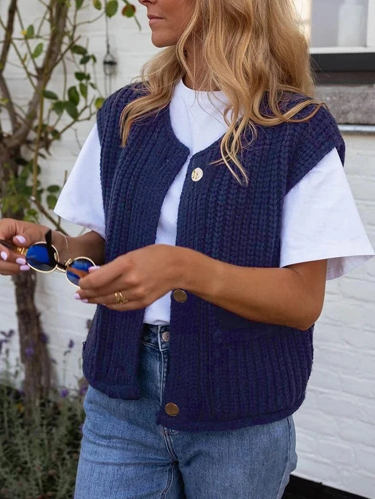 2025 Autumn and Winter New Women's Knitted Vest Single-breasted Solid Color V-neck Casual Holiday Style Fashion Street