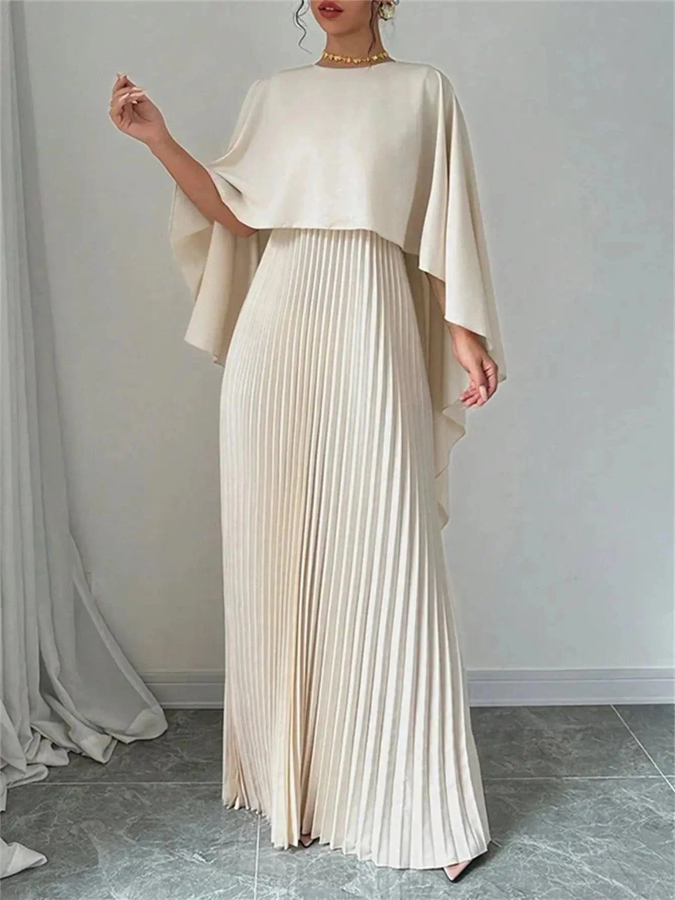 2025 New Women's Spring Summer Fashion Loose Bat Sleeve Curling Irregular Elegant Seven Inch Sleeve Long Dress