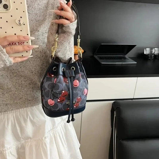 "2025newTextured Bucket Bag Women Artisan Drawstring Shoulder Purse Vintage Motif Crossbody Heritage Accent Carrier"