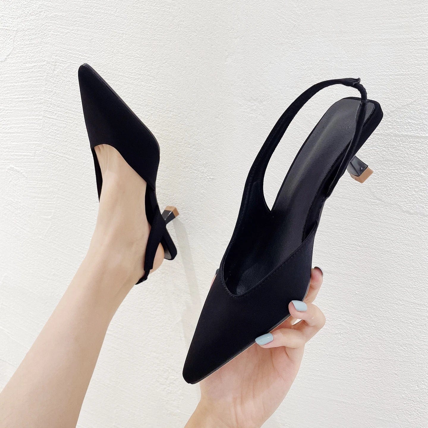 35 / Black One word belt temperament sandals European and American stiletto pointed toe commuter shoes women's high heels all-match 202