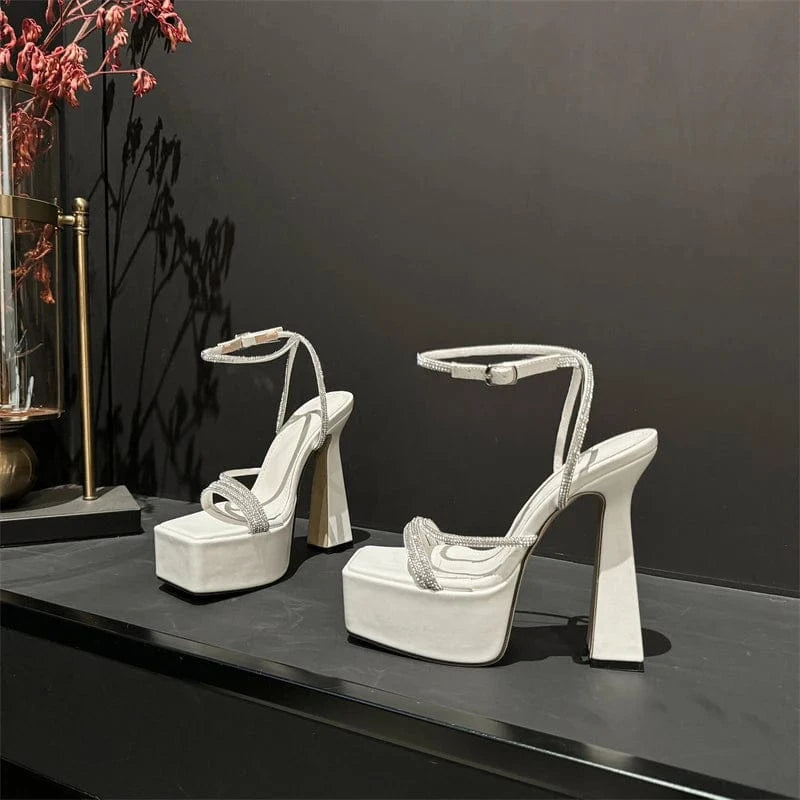 35 / White European and American new diamond belt thick heel waterproof platform model catwalk night high heels 2024