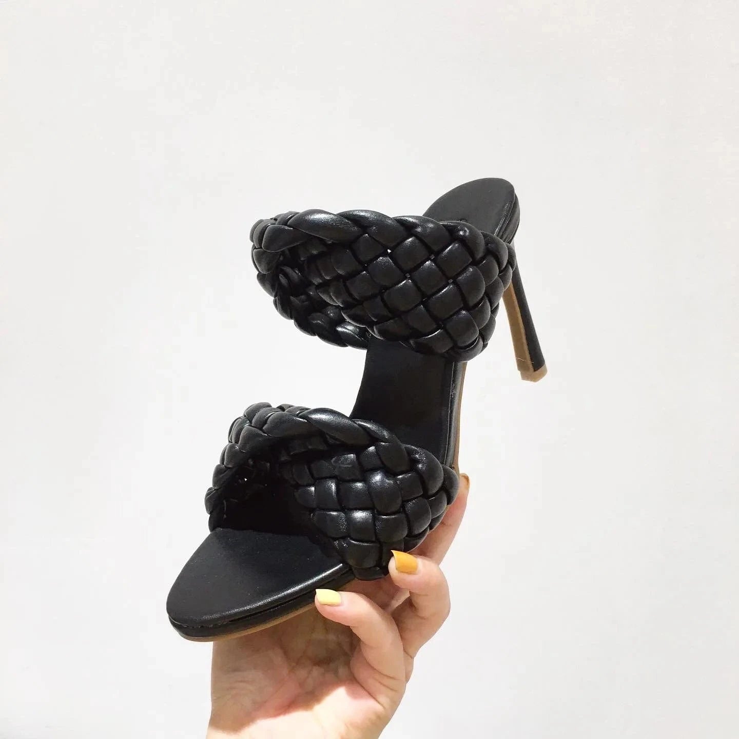 38 / 5 Designer stiletto heels women shoes sandals slippers Fashion pointed Toe Slides Heels for Ladies Braid Woven Zapatos Altos Mules