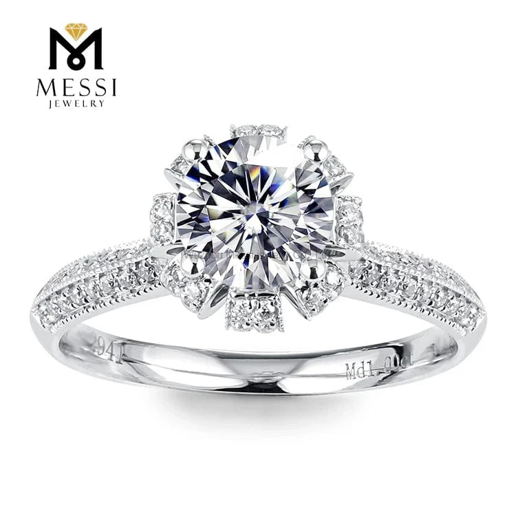 4.5 / 14k white/ yellow/ rose gold Messi Jewelry flower shape moissanite woman ring in 14k 18k gold jewelry factory price jewelry for wedding ring