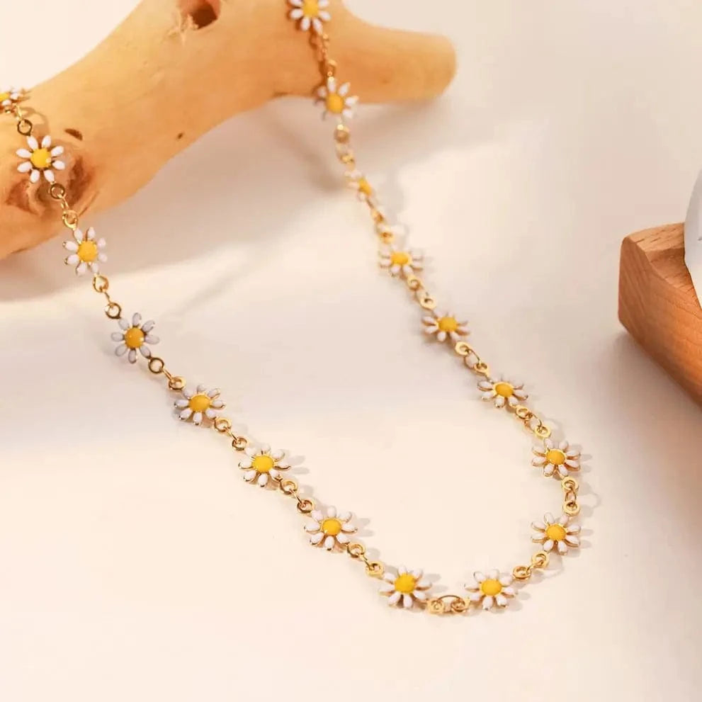 40cm / N2437 N2437 Waterproof 18K Gold Plated Stainless Steel Accessories Charm White Daisy Choker Necklace For Women