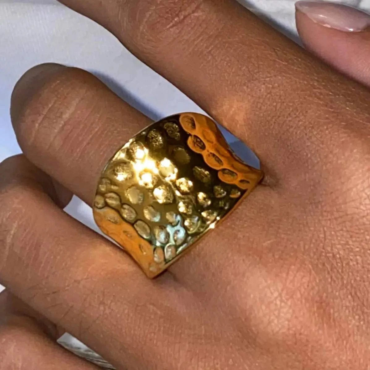 7 / minimalist / R2441 R2441 Designer 18K Gold Plated Stainless Steel Exaggerated Concave Design Bold Wide Hammered Rings