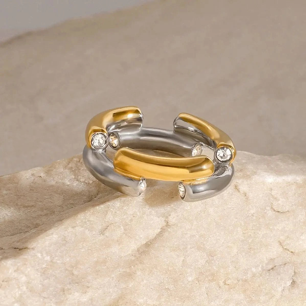 7 / R2424 R2424 18k Gold Stainless Steel Gold Silver Color Block Round Zirconia Elegant Chic Design Fashion Ring For Daily Wearing