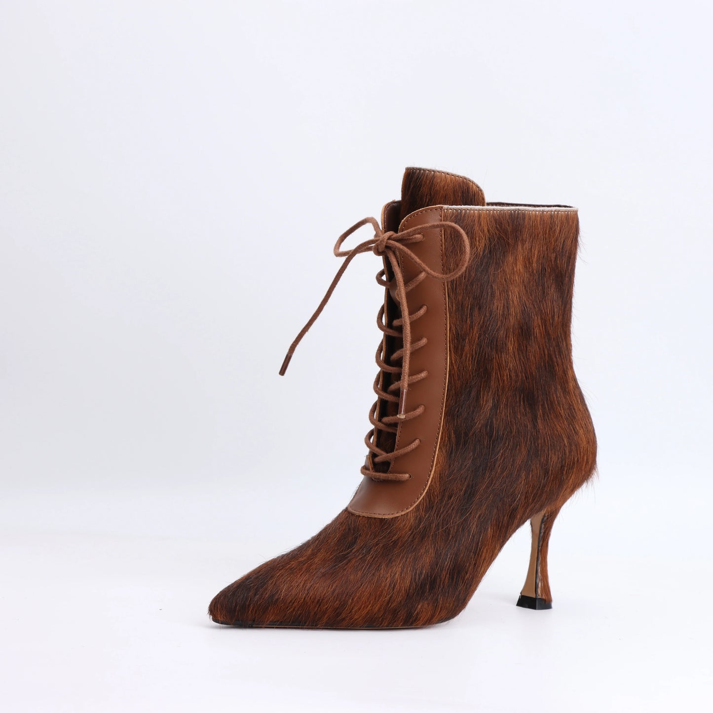 2025 designer women's British style pointed short boots with high, thin heels and lace up real leather boots
