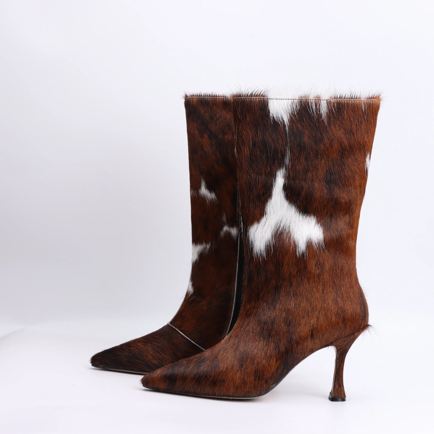 Designer retro fashion cowhide luxury fashion boots for women 2025 pointed thin heel slimming versatile sleeve western boots