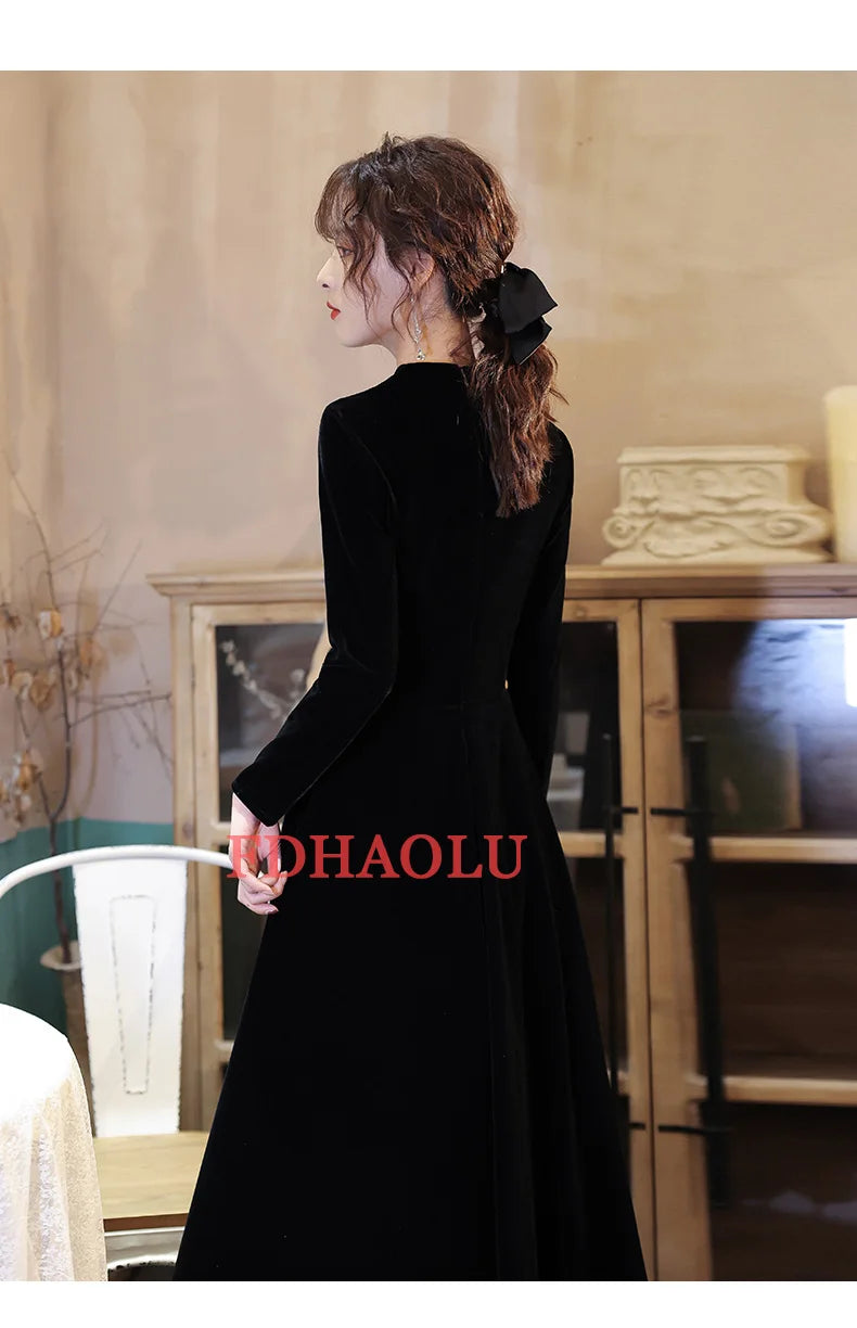 Customized Plue Size Black Velour Muslim Evening Gown V-Neck A-Line Floor Length Dress Long Sleeve Zipper Black Evening Dress