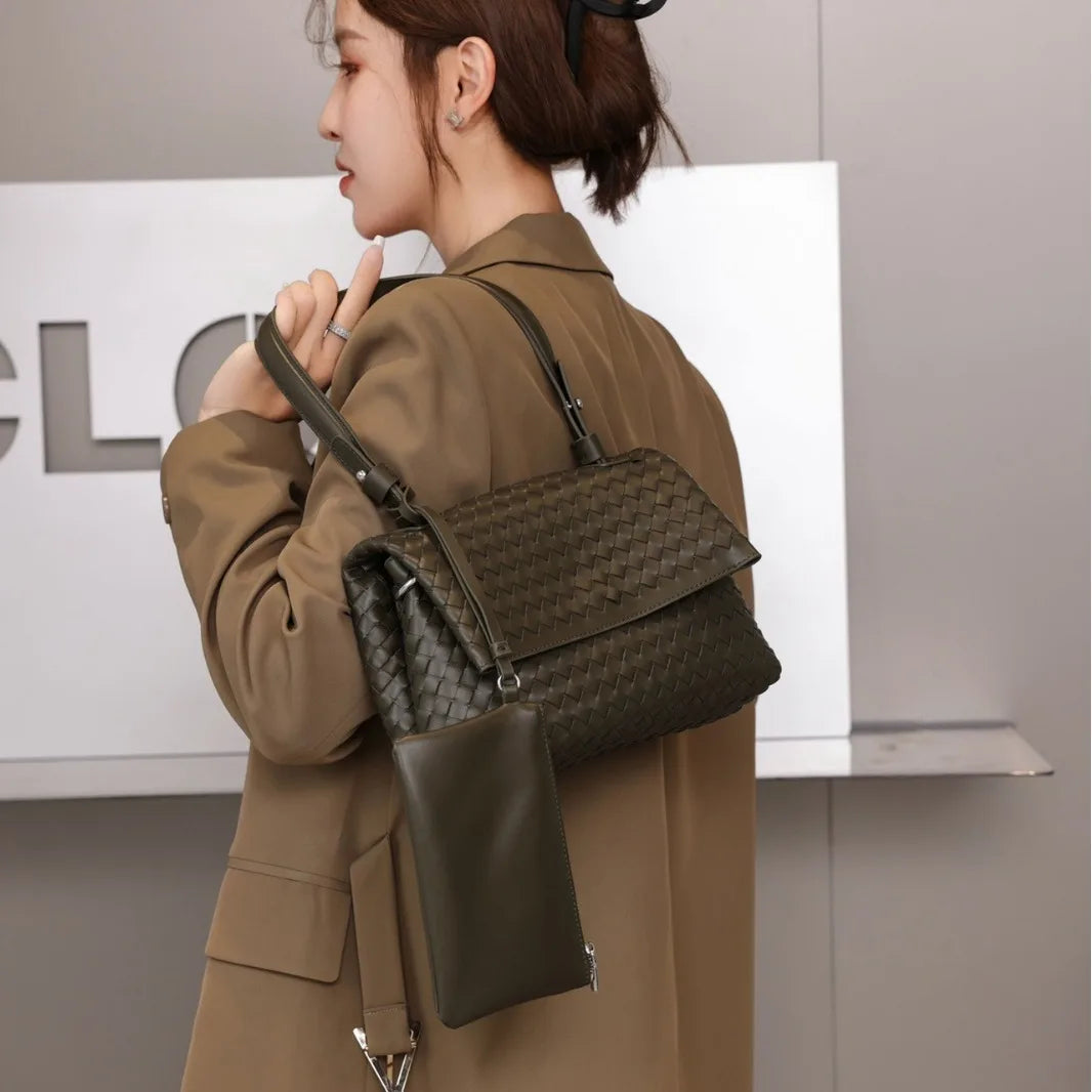 2025 New Luxury Top-grain Cowhide Genuine Leather Handmade Woven Women's Flap Bag Leather Handcrafted Handbags for Women